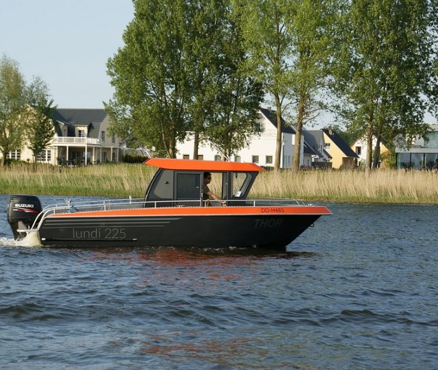 Galerie: Lundi 225 Weelhouse