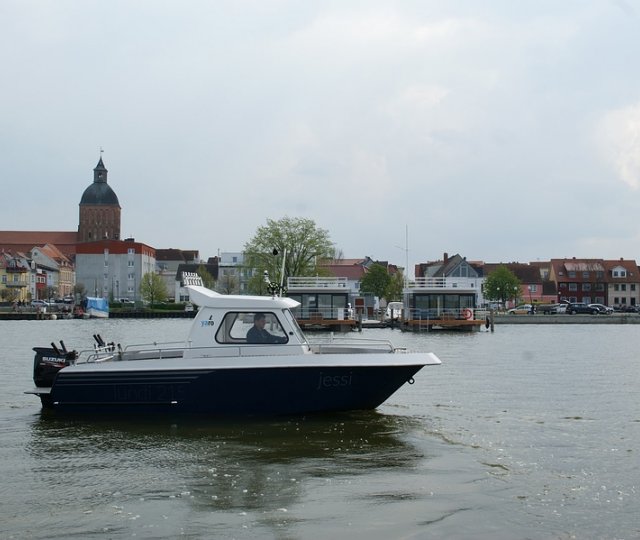 Galerie: Lundi 215 Weelhouse